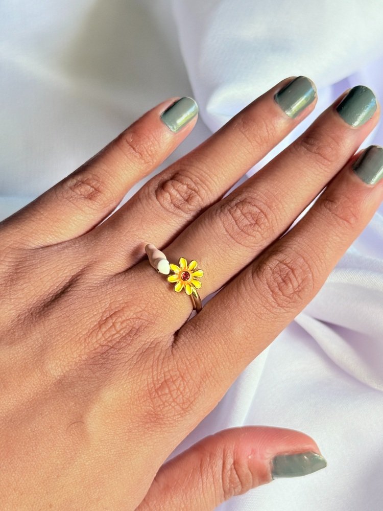 bird-with-flower-ring