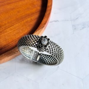 black-stone-studded-silver-bangle