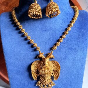 golden lakshmi pendant set golden-lakshmi-pendant-set