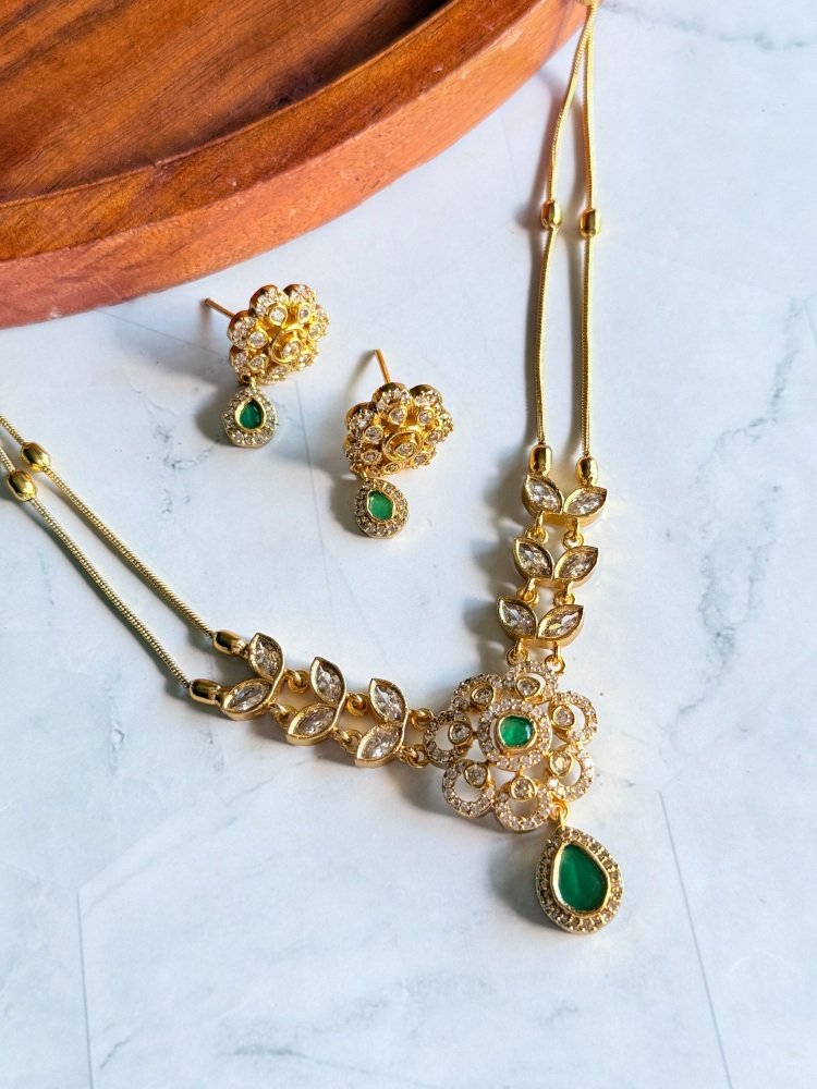 green-double-layer-sleek-necklace