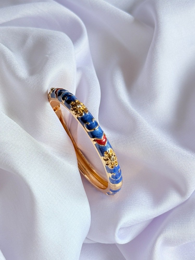 midnight-blue-bangle