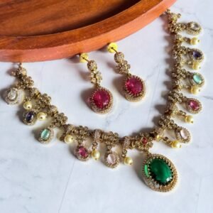 multicolor-sleek-ad-necklace
