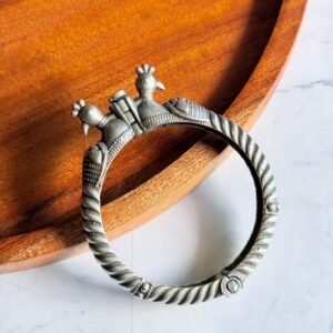 peacock-silver-bangle