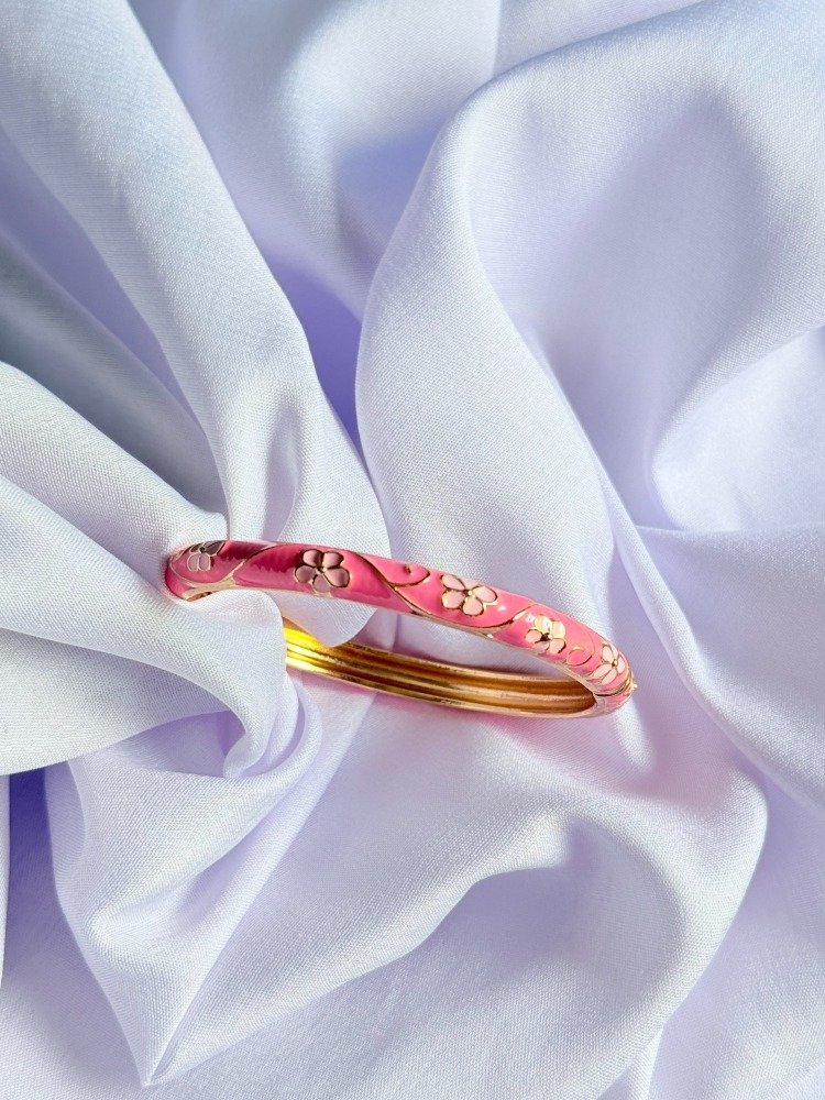 pink-floral-bangle