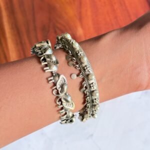 silver-look-alike-bangle-set