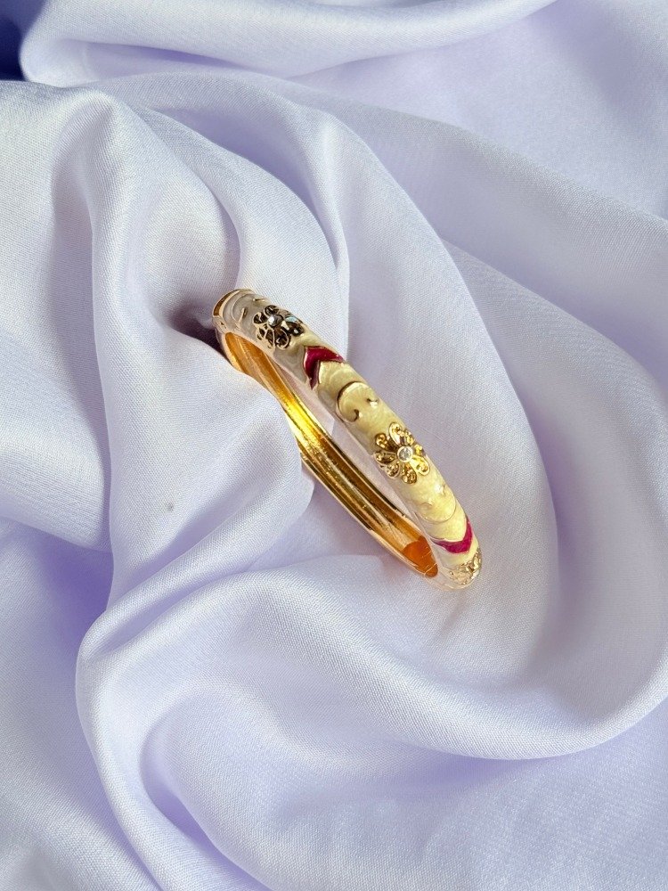 white-red-bangle