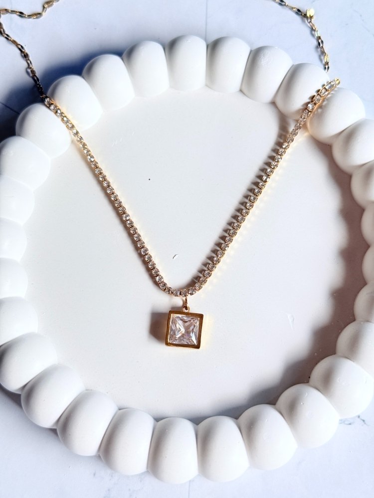 white-square-stone-necklace
