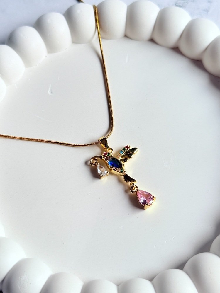 bird-stone-pendant-necklace