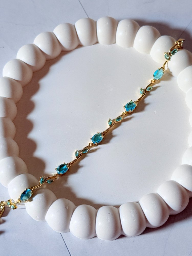 sky-tulip-bracelet