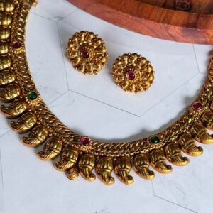 antique-temple-choker-set