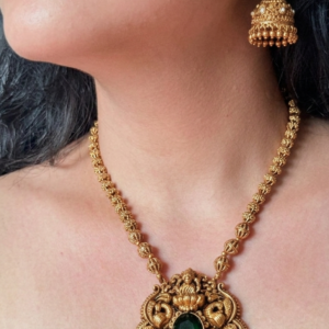 green stone mahalakshmi set green-stone-mahalakshmi-set