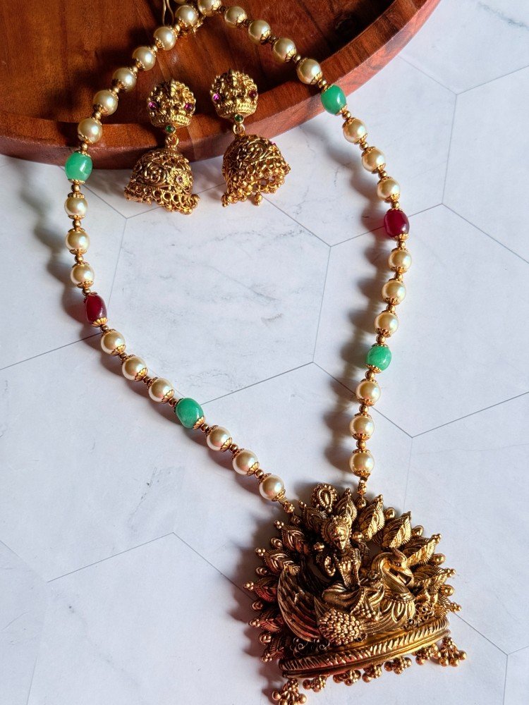 pearl-temple-set