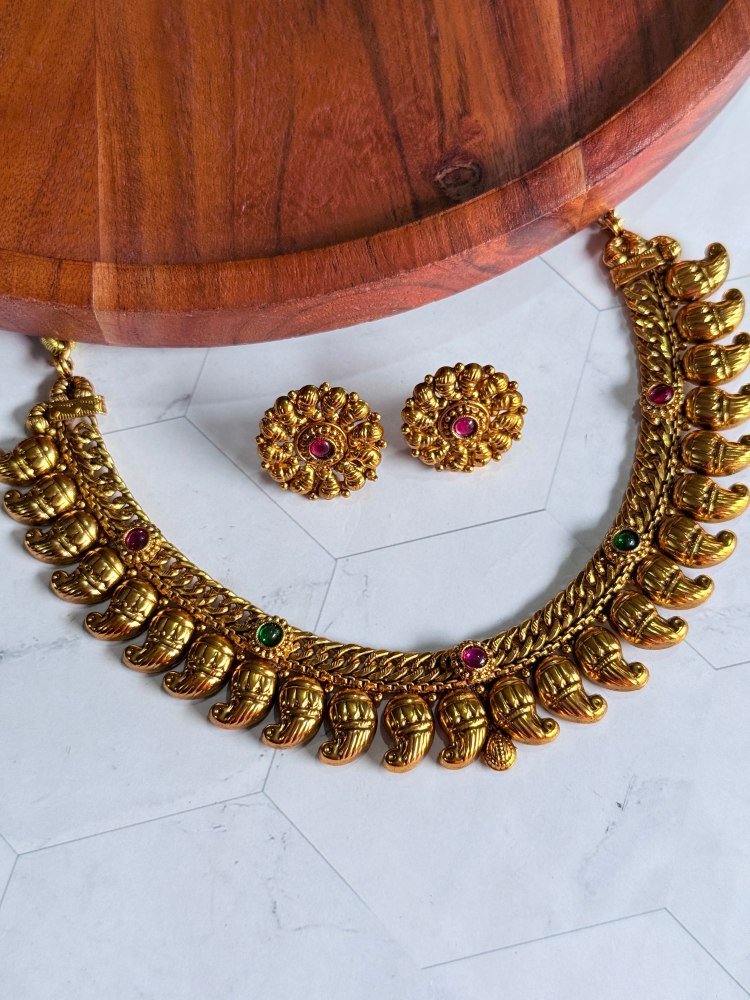 traditional-temple-choker-set