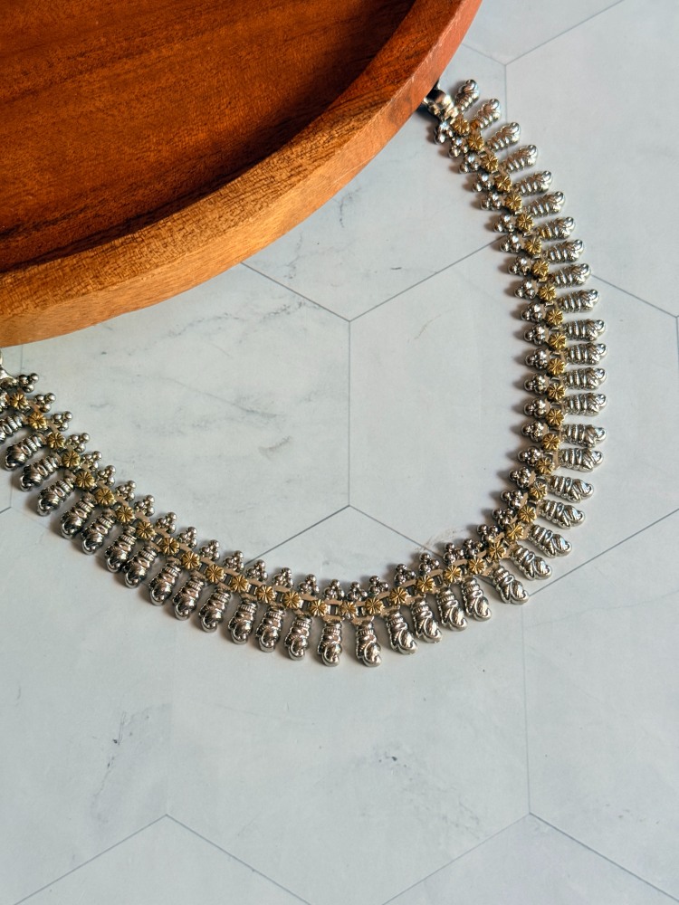 dual-tone-replica-necklace