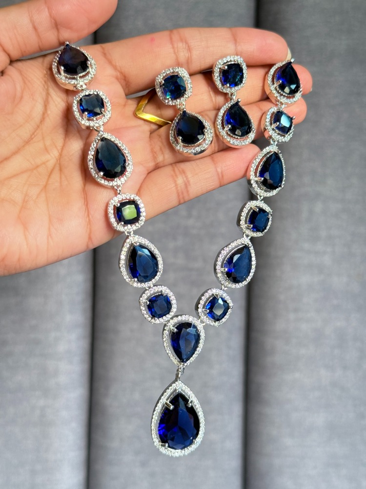 silver-AD-necklace-set