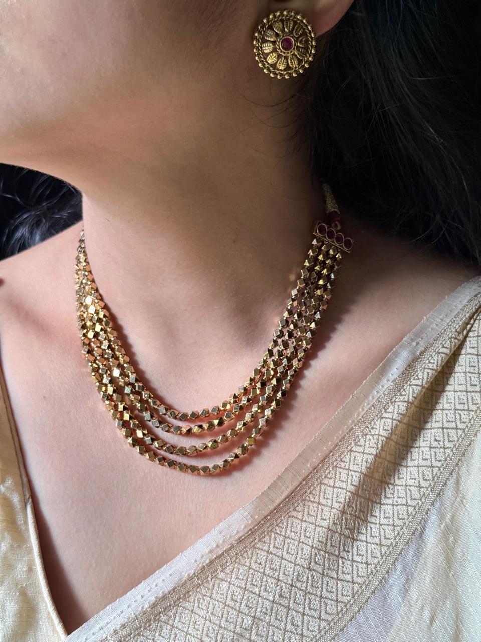 layered-necklace-set