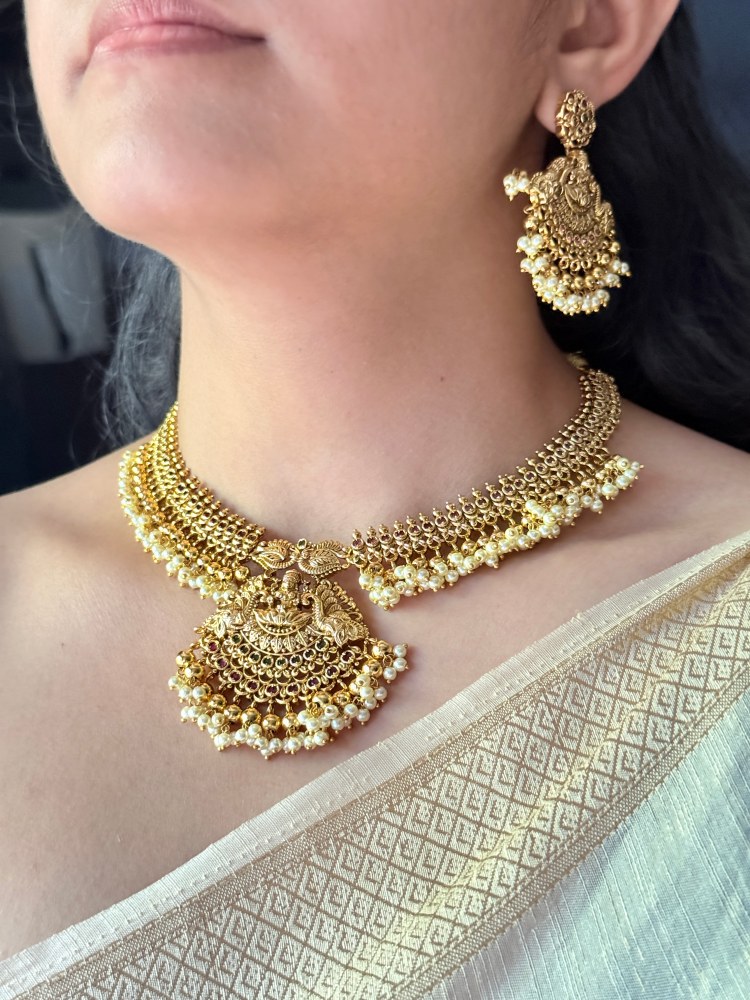 mahalakshmi-brass-necklace-set