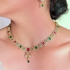 beautiful-golden-ad-necklace-set